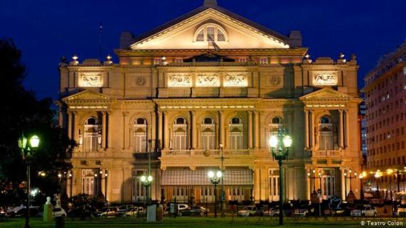 TEATRO COLON