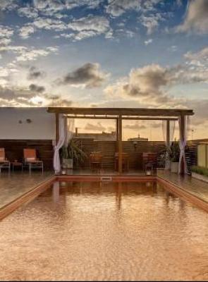 PISCINA & SOLARIUM